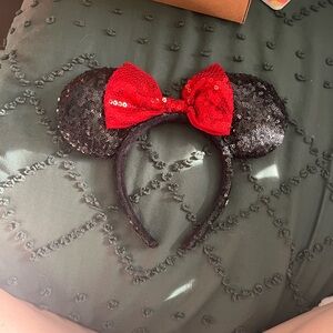 Disney Black and Red Minnie Mouse Ears Headband